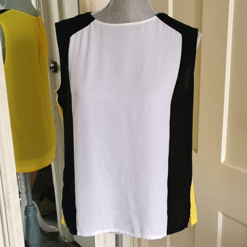 Bianca Nygard colorblock sleeveless blouse. Size 10. EUC